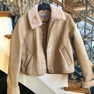 J.McLaughlin NWOT Never Worn Faux leather Bomber. Faux fur lined. Zip front. M